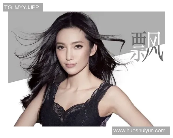 足球明星长发女神的魅力瞬间展现与时尚风采的完美结合